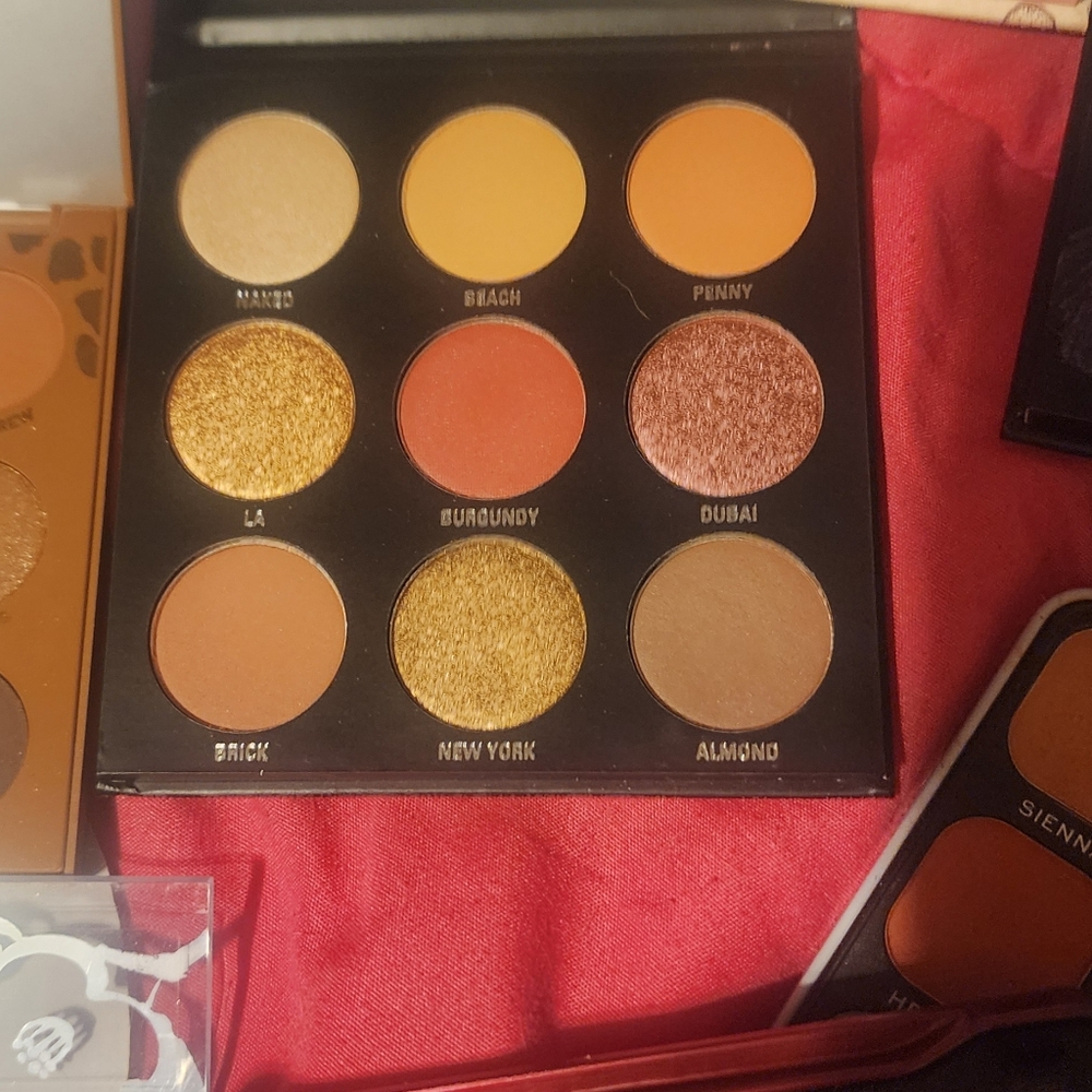 Makeup bundle - Picture 7 of 12